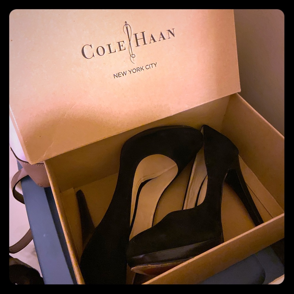 Come haan suede black pumps